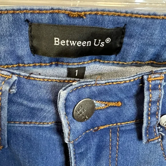 Between Us Jeggings - Picture 3 of 3